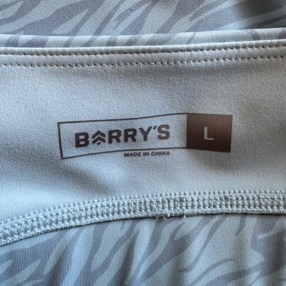 Barry’s Blue Open Back Sports Bra with Elastic Hem - Picture 2 of 5